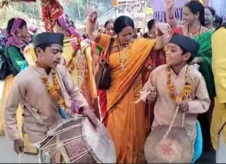 सिद्धपीठ मां भुवनेश्वरी में 10 दिवसीय महामहोत्सव में 67 जोड़ी ढोल वादकों की थाप से गूंजा मां का पंडाल, इन दो नन्हे ढोल वादकों के कला प्रदर्शन से गदगद हुए दर्शक