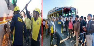 सतपुली एकेश्वर मार्ग पर दो बसों की आमने-सामने भिड़ंत, 22 लोगों के घायल होने की खबर Two buses collide head-on on Satpuli Ekeshwar road