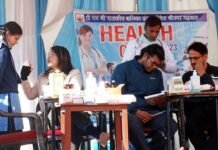 राजकीय बालिका इंटर कॉलेज श्रीनगर में छात्राओं हेतु स्वास्थ्य शिविर का आयोजन Health camp organized for girl students in GGIC Srinagar