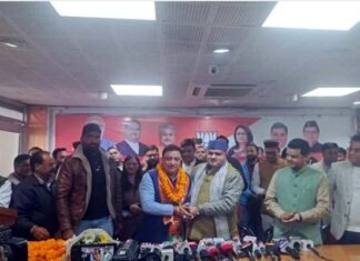 द्वारीखाल प्रमुख महेन्द्र सिंह राणा ने आखिरकार थामा भाजपा का दामन Mahendra-Rana-dwarilkhal block pramukh