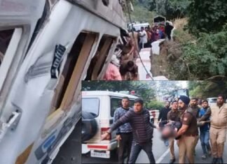 भीषण हादसा: नैनीताल घूमने आये HCL कपंनी के कर्मचारियों का टेंपो ट्रैवलर पलटा, दो युवतियों की मौत, 20 घायल Tempo traveler accident in Nainital