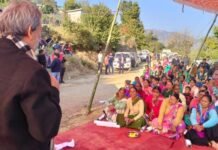 कल्जीखाल ब्लॉक के बौंसाल तथा सीरौं गांव में आयोजित विकसित भारत संकल्प यात्रा में गढ़वाल सांसद और पौड़ी विधायक ने की शिरकत Vikas Bharat Sankalp Yatra