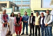 ग्रेटर नोएडा शहर की विभिन्न समस्याओं को लेकर प्राधिकरण सीईओ से मिला एक्टिव सिटीजन टीम का प्रतिनिधिमंडल