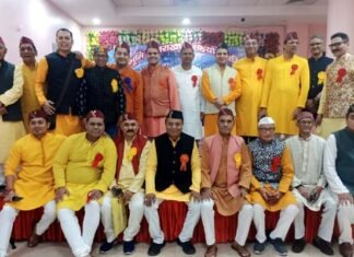 ग्रेटर नोएडा वेस्ट की पाल्म ओलंपिया सोसाइटी में उत्तराखंड राज्य स्थापना दिवस पर शानदार सांस्कृतिक संध्या का आयोजन