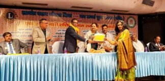 पुष्पा भट्ट को स्किल डेवलपमेंट में उत्कृष्ट कार्य के लिए किया सम्मानित