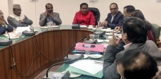 उत्तराखंड में स्कूली बच्चों के बस्ते का बोझ होगा कम, संविदा शिक्षिकाओं को भी मिलेगा मातृत्व अवकाश का लाभ