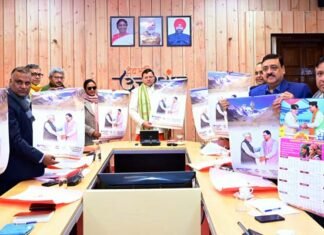 वार्षिक कैलेंडर ‘‘सशक्त नेतृत्व, समृद्ध उत्तराखंड” का विमोचन, 13 जनपदों के प्रमुख धार्मिक एवं पर्यटक स्थलों को दर्शाया गया Release of annual calendar “Strong Leadership, Prosperous Uttarakhand”