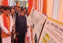 उत्तराखंड पहुंचे केन्द्रीय सड़क एवं परिवहन मंत्री ने कुमाऊं क्षेत्र में 2217 करोड़ की 8 परियोजनाओं का किया शिलान्यास