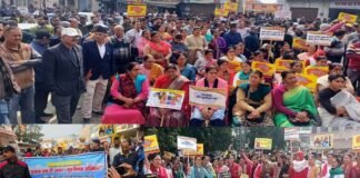 मूल निवास और भू कानून की मांग को लेकर कोटद्वार में सड़कों पर उतरा जन सैलाब, ये हैं प्रमुख मांगें mool nivaas aur bhoo kaanoon mahaaraili