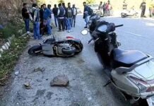 खांकरा में दर्दनाक हादसा: तेज रफ्तार डंपर ने स्कूटी को मारी टक्कर, महिला की मौत, पति घायल