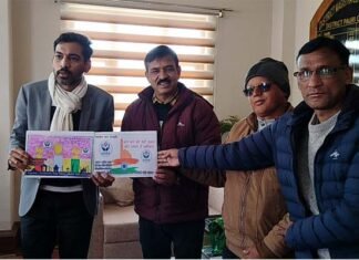 ‘वोट देणु जाण मिन” गढ़वाली गीत को जिला निर्वाचन अधिकारी ने किया लांच Vote Denu Jaan Min
