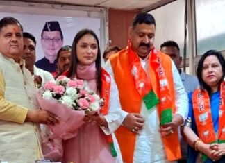 पूर्व मंत्री हरक सिंह रावत की बहू अनुकृति गुसाईं ने थामा भाजपा का दामन, प्रदेश अध्यक्ष महेंद्र भट्ट ने दिलाई पार्टी की सदस्यता Anukriti Gusain joins BJP
