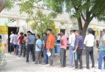 Lok Sabha Election: यूपी में 11 बजे तक 24.31% मतदान, जानिए नोएडा-गाजियाबाद में अब तक कितनी हुयी वोटिंग UP Lok Sabha Election Voting