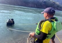 दिल्ली से दोस्तों के साथ ऋषिकेश घूमने आया युवक गंगा नदी में डूबा, SDRF ने निकाला शव youth drowned in Ganga river Rishikesh.