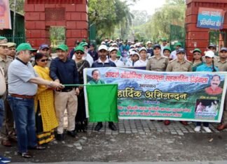 वनाग्नि, वन्य जीव जन्तुओं की सुरक्षा व पर्यावरण संरक्षण को लेकर निकाली जन जागरूकता रैली Public awareness rally held in Dehradun