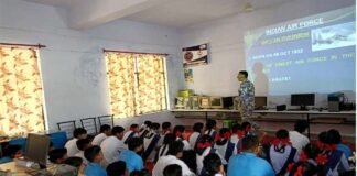 श्रीनगर गढ़वाल: छात्रों को दी सेना में भर्ती की जानकारी army recruitment to students