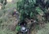 उत्तराखंड में दुखद हादसा: गहरी खाई में गिरी कार, पति-पत्नी और बेटी की मौत, बेटा घायल