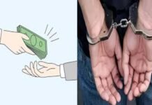 देहरादून में GST कर विभाग का असिस्टेंट कमिश्नर रिश्वत लेते रंगे हाथ गिरफ्तार, भारी जुर्माने का दबाव बनाकर मांग रहा था घूस Assistant Commissioner of GST Tax Department arrested red handed taking bribe