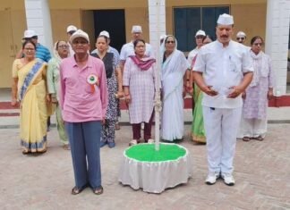 कांग्रेस सेवादल ने श्रीनगर में किया ध्वज वंदन