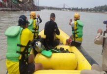 दिल्ली से परिवार के साथ ऋषिकेश घूमने आया 21 साल का युवक गंगा डूबा young man drowned in Ganga in Rishikesh