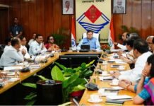 उत्तराखंड में UCC लागू करने की तैयारियों को लेकर सीएम धामी ने ली बैठक, अधिकारियों को दिए ये निर्देश