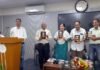 गढ़रत्न नरेन्द्र सिंह नेगी द्वारा डॉ. एमएन नौड़ियाल की पुस्तक ‘चरागों के शहर में अंधेरे’ का विमोचन Darkness in the city of lights