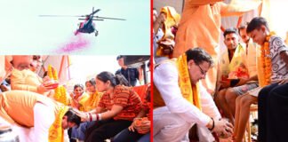मुख्यमंत्री ने हरिद्वार में शिवभक्त कांवड़ियों के चरण धोकर किया स्वागत, हेलीकाॅप्टर से की गई पुष्पवर्षा