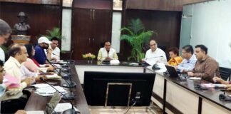 शिक्षा विभाग में शैक्षणिक संवर्ग का होगा त्रिस्तरीय ढांचा, गंभीर रूप से बीमार शिक्षकों को दी जायेगी अनिवार्य सेवानिवृत्ति, अतिथि शिक्षकों का बढ़ेगा मानदेय three-tier structure of academic cadre