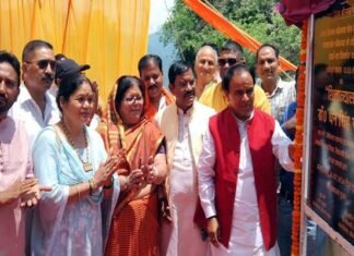 श्रीनगर गढ़वाल: गंगा दर्शन मोड पर साढ़े 13 लाख की लागत से बनने वाले वंदे मातरम पार्क का डॉ. धन सिंह रावत ने किया शिलान्यास vande mataram park srinagar garhwal