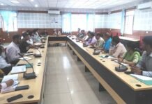 पौड़ी नगर की समस्याओं का जल्द हो निवारण, बैठक में विधायक राजकुमार पोरी ने दिए अधिकारियों को निर्देश MLA Rajkumar Pori