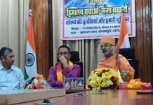 ‘हिमालय बचाओ-गंगा बचाओ’ विषय पर आयोजित संगोष्ठी में दिल्ली की विभिन्न संस्थाओं से जुड़े लोगों एवं बुद्धिजीवियों ने रखे अपने विचार