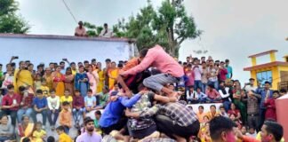 श्रीकृष्ण जन्माष्टमी महोत्सव की तैयारी को लेकर क्षेत्र में युवाओं में भारी उत्साह