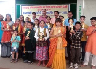 उत्तराखंड लोक भाषा साहित्य मंच दिल्ली द्वारा आयोजित गढ़वाली, कुमाउनी लोक भाषाओं की ग्रीष्मकालीन कक्षाओं का सफल समापन