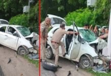 नोएडा ग्रेटर नोएडा एक्सप्रेस-वे पर खंभे से टकराई तेज रफ्तार टियागो कार, दर्दनाक सड़क हादसे में तीन युवकों की मौत car-accident-in-noida expressway