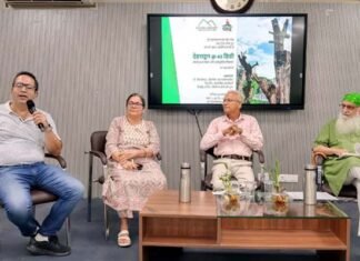 धाद हरेला माह मे “तपता हुआ शहर और असंतुलित विकास” पर विमर्श का आयोजन