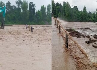 उत्तराखंड: उफनता नाला बहा ले गया श्रद्धालुओं से भरी जीप jeep full of devotees was swept away by a swollen drain in Tanakpur