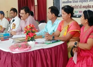 जीजीआईसी श्रीनगर में एनएसएस के कार्यक्रमों की समीक्षा बैठक