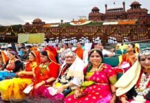 78वें स्वतंत्रता दिवस पर लाल किले में दिखी उत्तराखंड की संस्कृति, पारंपरिरिक वेशभूषा में नजर आई प्रवासी महिलाएं