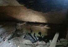 पौड़ी गढ़वाल: भारी बारिश के चलते मकान की दीवार गिरने से बुजुर्ग महिला की मौत elderly woman died due to collapse of a house wall in Pauri heavy rain