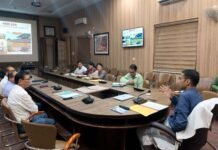 अब स्कूलों की स्थिति सुधारने की बारी, डीएम देहरादून ने उठाया बीड़ा DM savin bansal dehradun