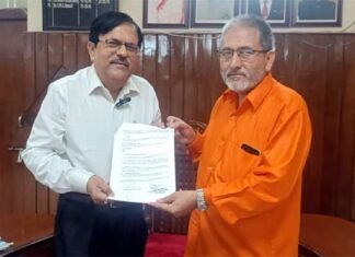 हंस फाउंडेशन ने डीएनबी पीजी कोर्स के लिए मेडिकल कॉलेज श्रीनगर से किया एमओयू, छात्रों को मिलेगी रिसर्च, बेसिक साइंसेज की जानकारी, मरीजों को भी मिलेगा लाभ Hans Foundation signed MoU with Medical College Srinagar