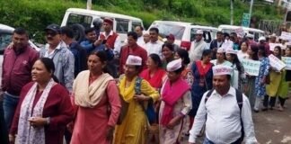 पुरानी पेंशन बहाली को लेकर कार्मिकों ने पौड़ी में निकाली रैली old-pension-restoration rally
