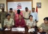 उत्तराखंड: सरकारी खाते से 13.5 करोड़ रुपये निकाले जाने के मामले में बैंक मैनेजर व कैशियर ही निकले आरोपी, पुलिस ने किया गिरफ्तार 13.5 crore embezzled from government account in Rudrapur, bank manager and cashier arrested