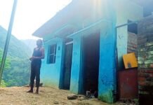 ग्रामीण क्षेत्रों में बाहरी व्यक्तियों के सत्यापन जरूरी हो