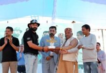 तीन दिवसीय नयार उत्सव-2024 का समापन, आलम नेगी ने 8 किलो महासीर मछली पकड़कर प्रथम स्थान किया हासिल, दीपक पंत दूसरे व विनय बडोला तीसरे स्थान पर Nayar Utsav-2024 Alam Negi became the winner