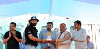 तीन दिवसीय नयार उत्सव-2024 का समापन, आलम नेगी ने 8 किलो महासीर मछली पकड़कर प्रथम स्थान किया हासिल, दीपक पंत दूसरे व विनय बडोला तीसरे स्थान पर Nayar Utsav-2024 Alam Negi became the winner