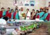 पौड़ी शहर में स्वच्छता अभियान के लिए पुष्प वाटिका महिला समूह को विधायक पोरी ने किया सम्मानित Pushp Vatika women group pauri