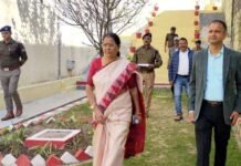 महिला आयोग की अध्यक्ष ने जिला कारागार, पौड़ी पहुँचकर जाना महिला बन्दियों का हाल, व्यवस्थाओं का लिया जायज़ा