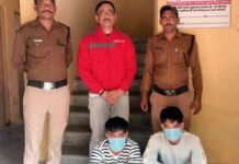 श्रीनगर गढ़वाल: नाबालिग को भगाने व धर्म परिवर्तन के मामले में तीन आरोपी गिरफ्तार, पुलिस ने किशोरी को नजीबाबाद से किया बरामद police-arrest-two kidnapersl-from-srinagargarhwal-kirti-nagar