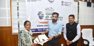 पौड़ी गढ़वाल: बेहतर कार्य करने के लिए इन 4 ग्राम प्रधानों को किया सम्मानित village heads of Pauri were honored